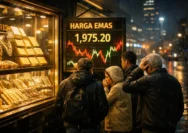 Harga Emas Dunia Anjlok Hampir 2%: Dampak Inflasi Mengintai Pasar