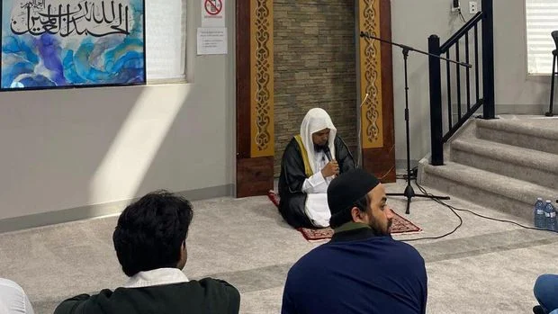 Tengku Firmansyah Membuka Salat Idul Adha di Kanada: Suasana yang Menghantam Hati