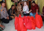 Yudha Puja Turnawan Dengar Aspirasi Perempuan Kepala Keluarga di Garut