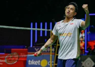 Alwi Farhan Dijuluki Raja Kepiting, Pebulu Tangkis Muda dengan Prestasi Mengagumkan