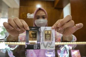 Harga Emas di Pegadaian Turun, Antam, UBS, dan Galeri24 Terpantau Stabil
