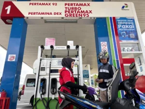 Pertamina Naikkan Harga Pertamax: Apa yang Perlu Kamu Ketahui?