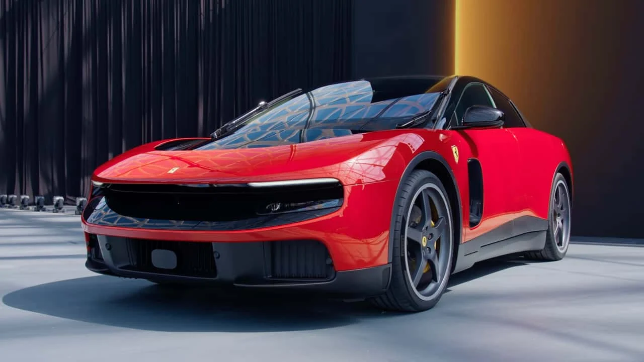 88 Unit Ferrari Luce di China Laku Kilat, Harga Lebih Murah Ketimbang di Eropa