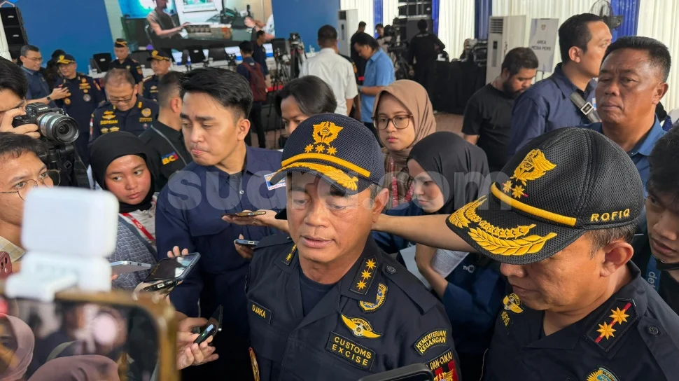 Hakim Sebut Djaka Budhi Utama Terima Suap Rp 21 M dari Bos Blueray Cargo John Field