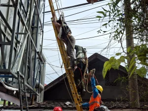 Insiden Maut di Seminyak: Teknisi Listrik Tewas Tersetrum Saat Pasang MCB