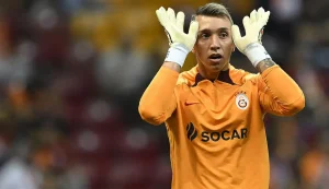 Nasib Ironi Fernando Muslera: Dari Pahlawan Hingga Biang Petaka di Piala Dunia