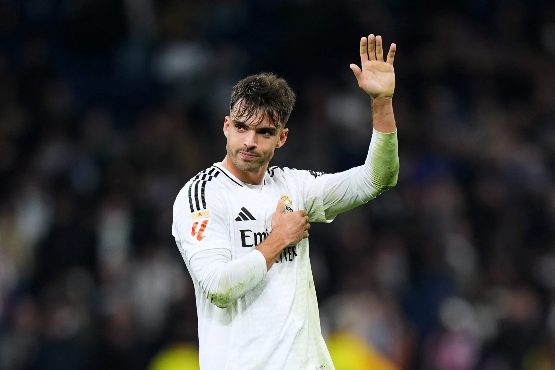Raul Asencio Siap Bertahan di Real Madrid, Sementara Gonzalo Garcia Dibidik Fulham