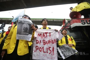 BEM UI Gelar Aksi Simbolik di Mabes Polri, Klasisfikasi Video Demo yang Beredar