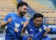 Frans Putros Pemain Persib Bandung yang Sukses di Vietnam