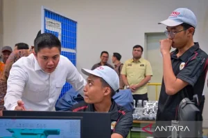 Seskab Teddy Indra Wijaya Beri Apresiasi Kepada Peserta Magang, Kemendikdasmen Jemput Bola Latih Guru Digitalisasi