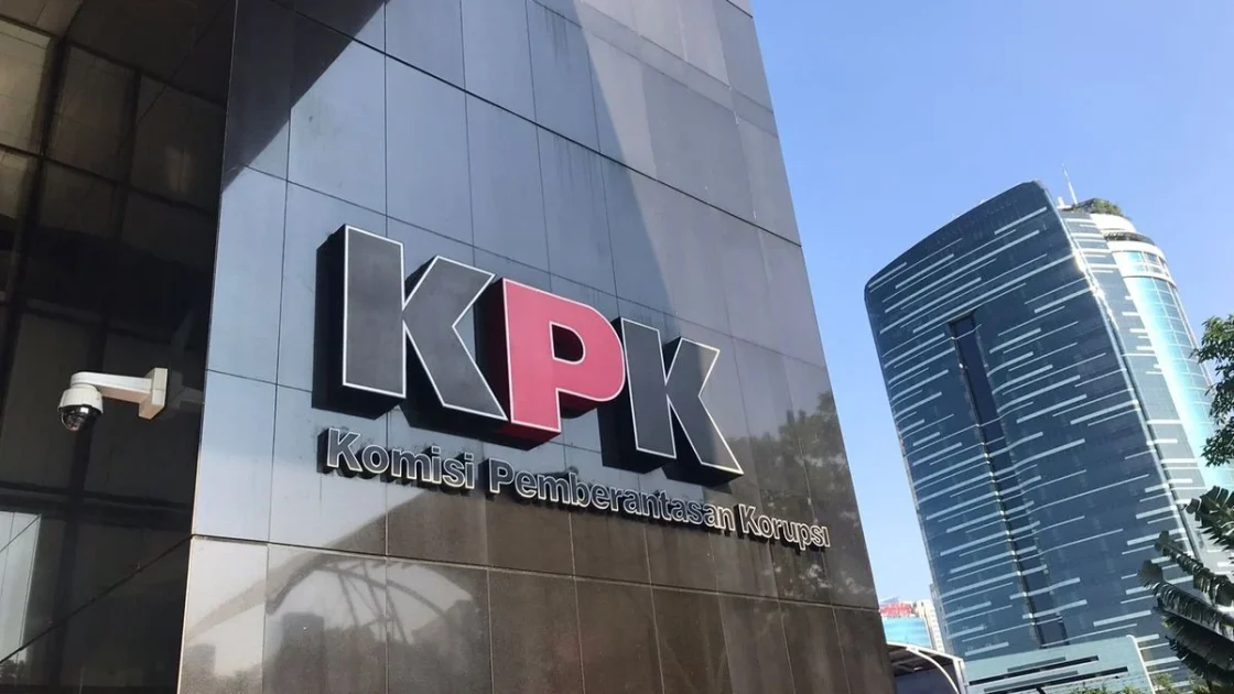 KPK Sita Uang Dolar Singapura Diduga dari Bupati Kuansing untuk Menhut Raja Juli, Ini Faktanya